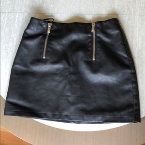 Forever 21 Black Faux Leather Mini Skirt